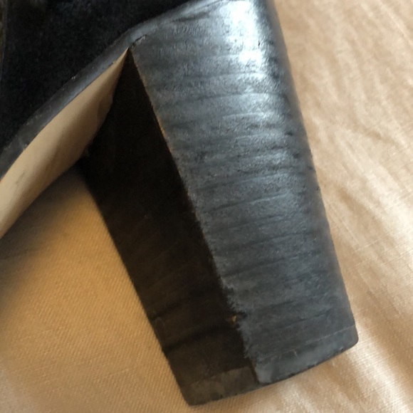 Lord & Taylor black leather booties - Picture 6 of 7